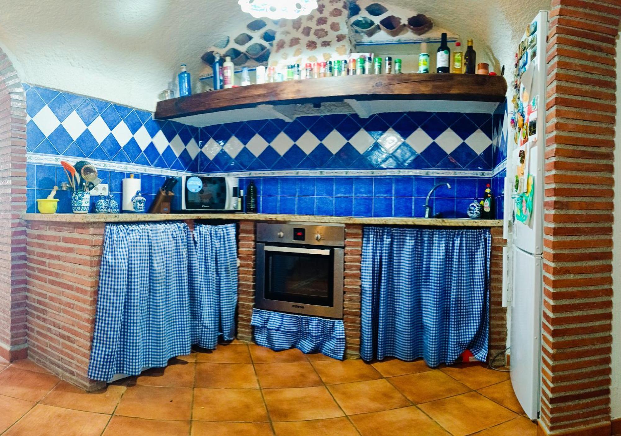 הוילה Alcudia de Guadix Casa Cueva The Exclusive Royal Andalusian Cave מראה חיצוני תמונה